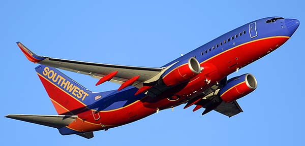 Southwest Boeing 737-7H4 N928WN, Phoenix Sky Harbor, December 24, 2014